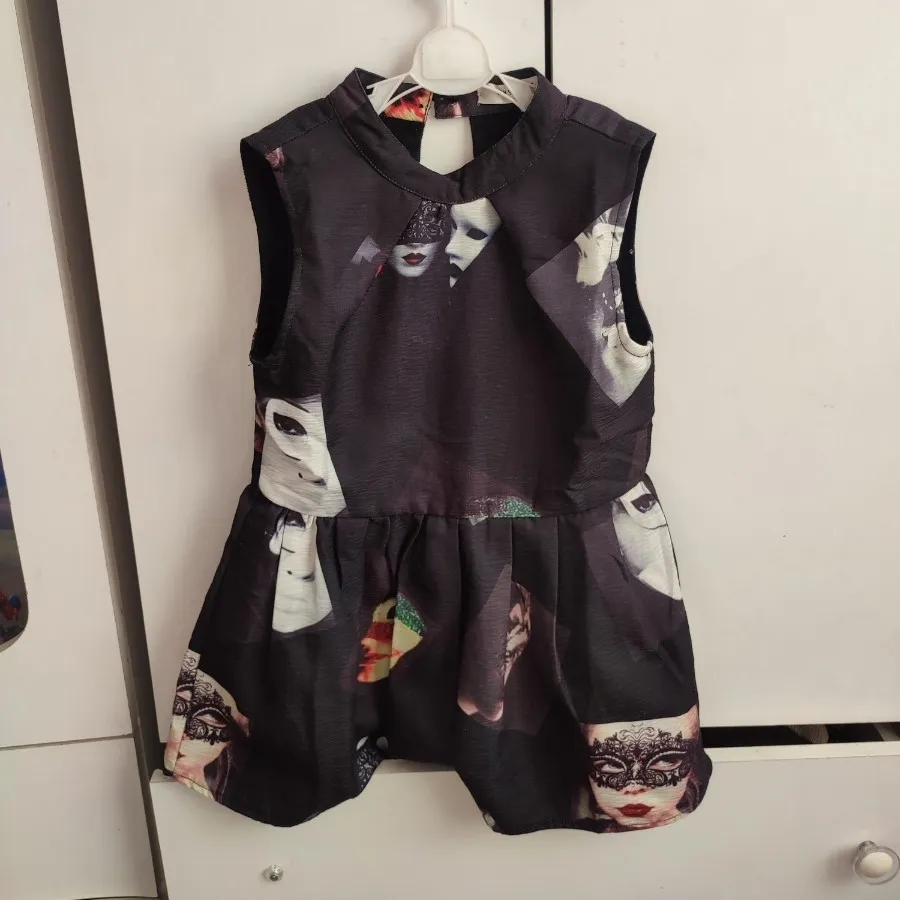 پیراهن دخترانه