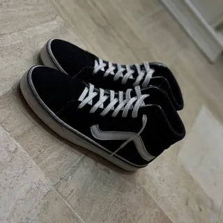 کتونی ونس Sk8 hi