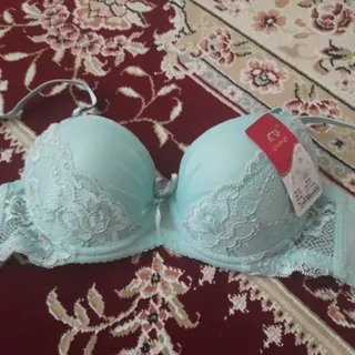 سوتین اسفنجی سایز 32 70