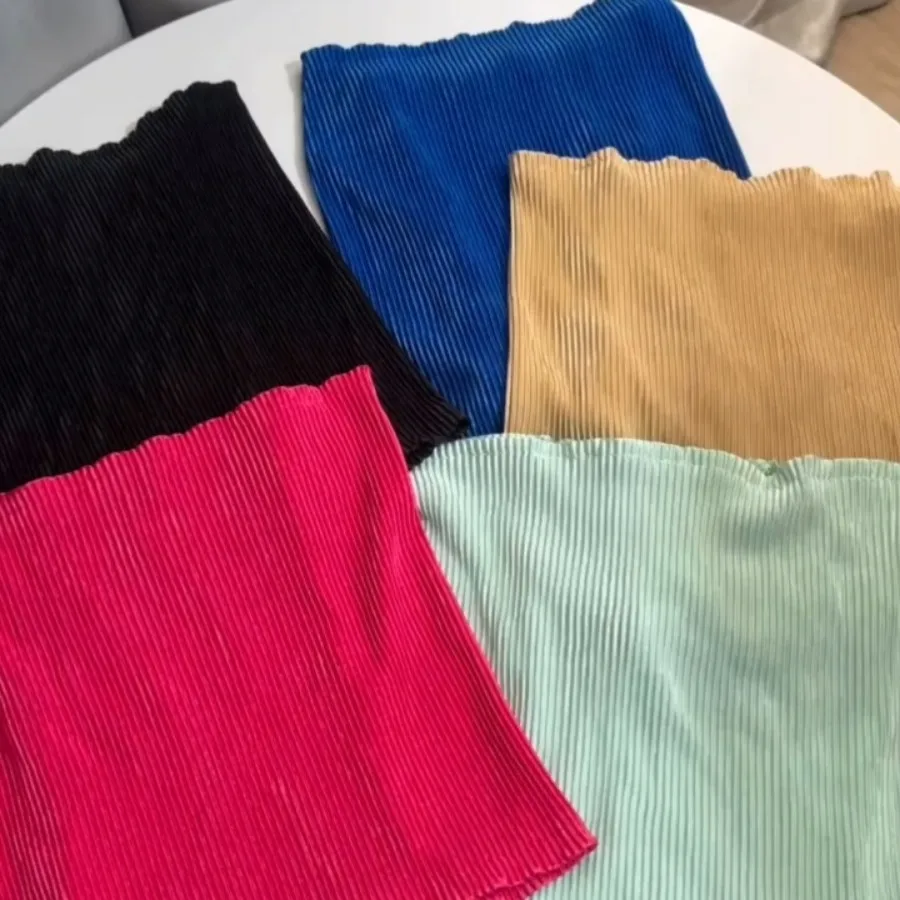 کراپ تاپ دکلته پلیسه جذاب