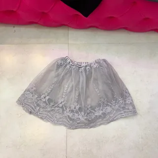 دامن بچگانه