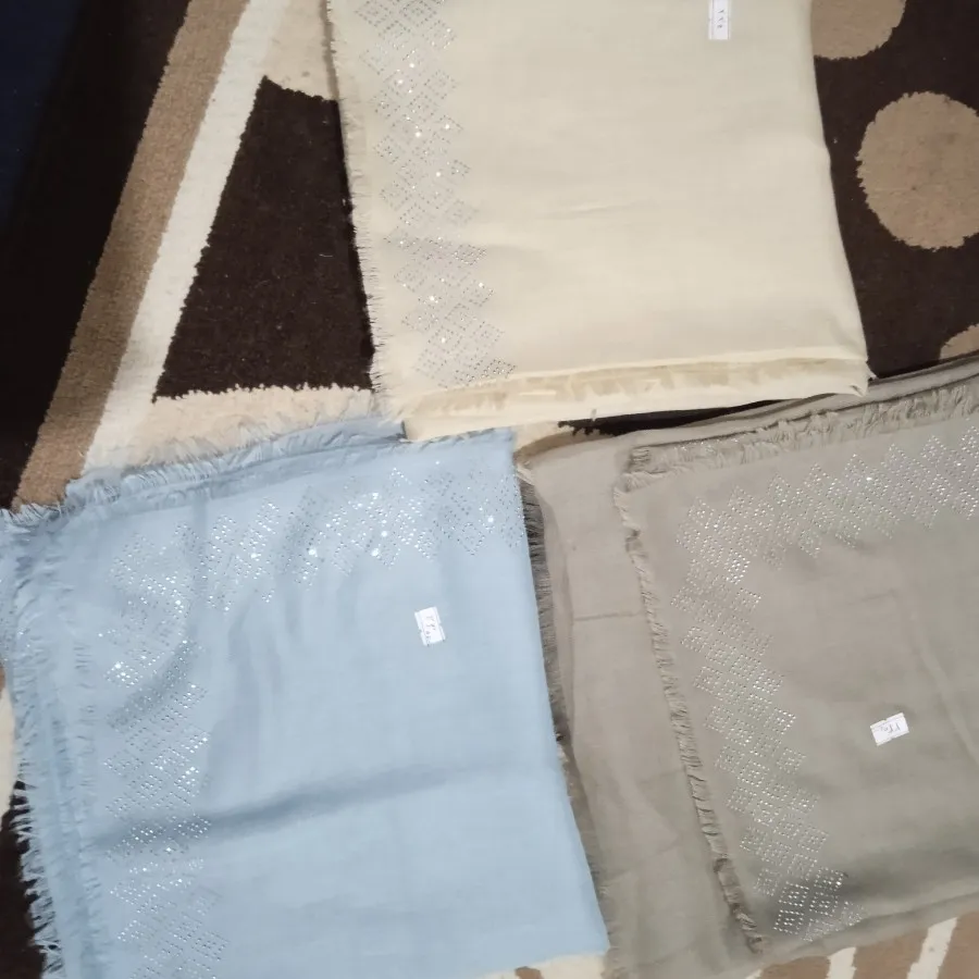 روسری نخی  دور نگین دار