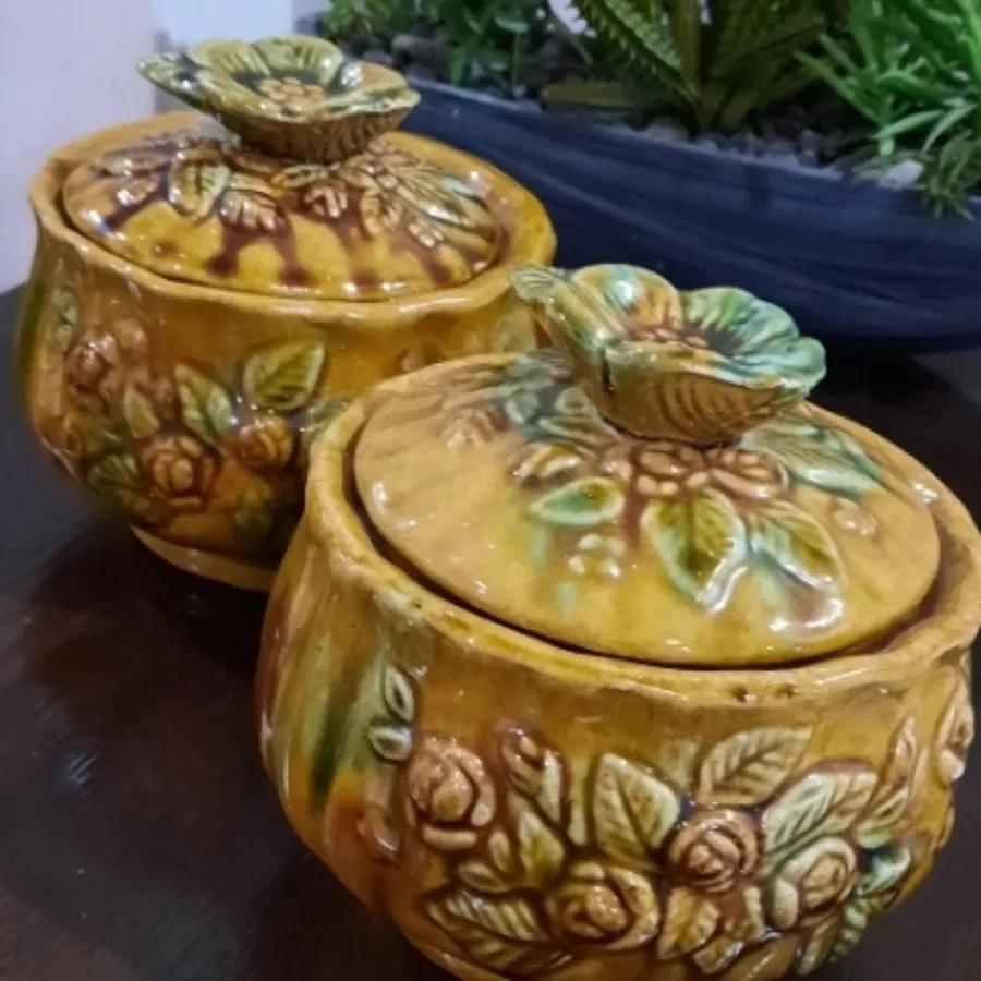 دوعدد شکلات خوری سرامیکی