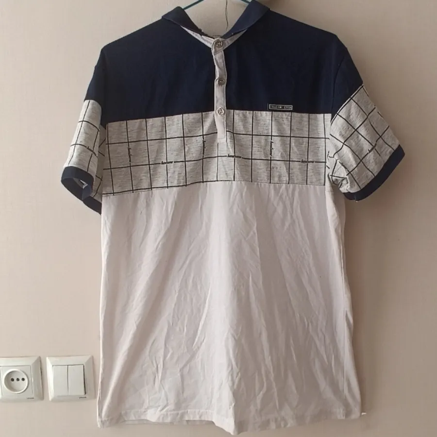 پیراهن آستین کوتاه مردانه