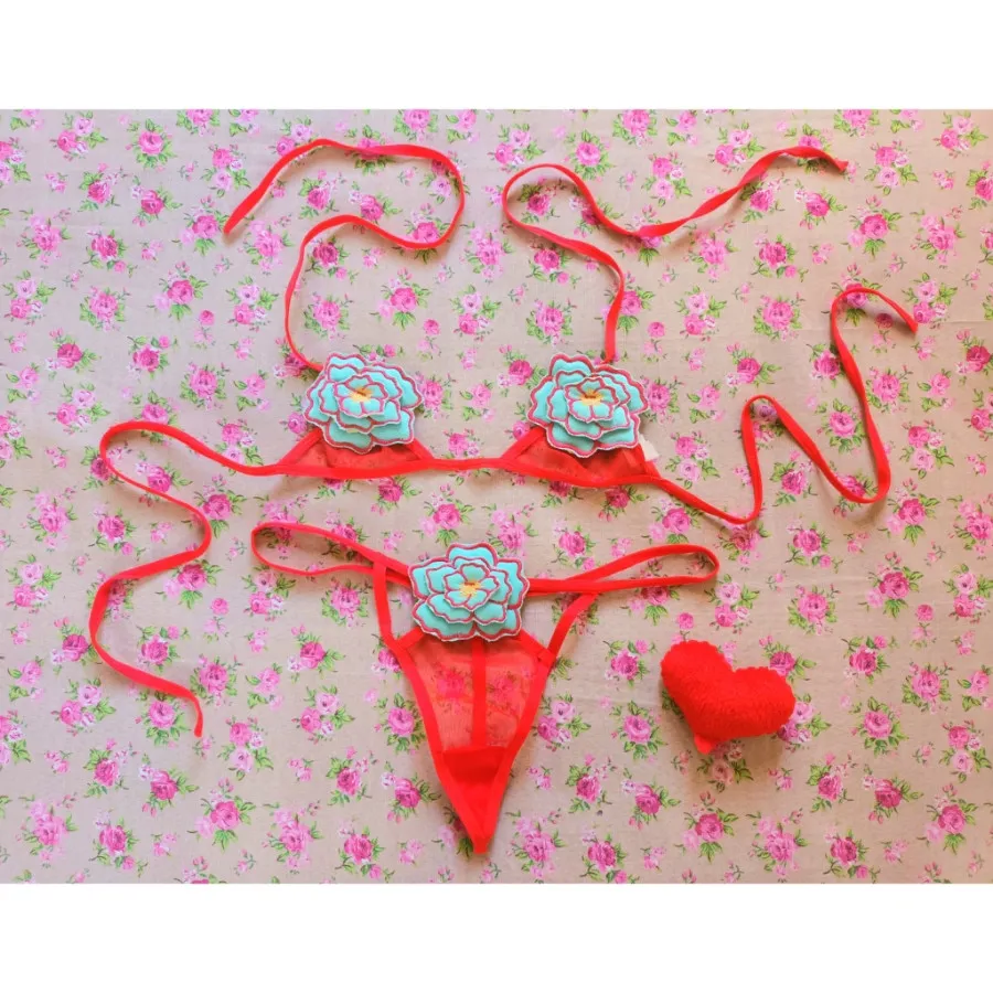 لباس زیر زنانه