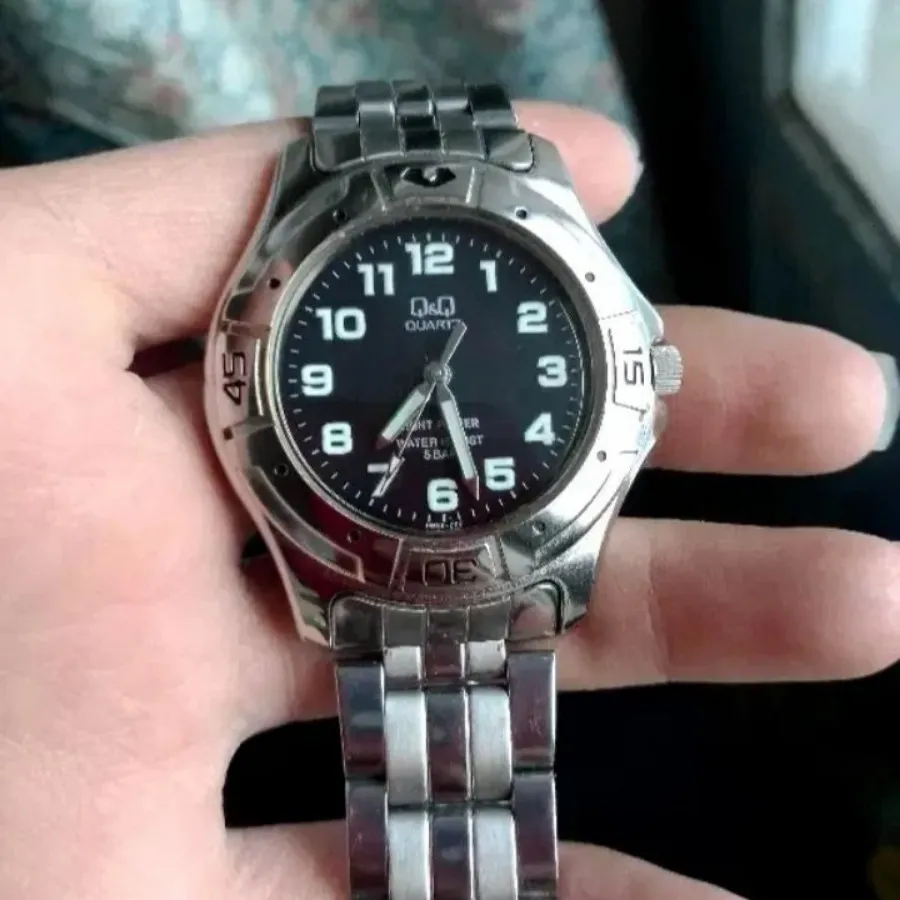 ساعت مچی زنانه و مردانه