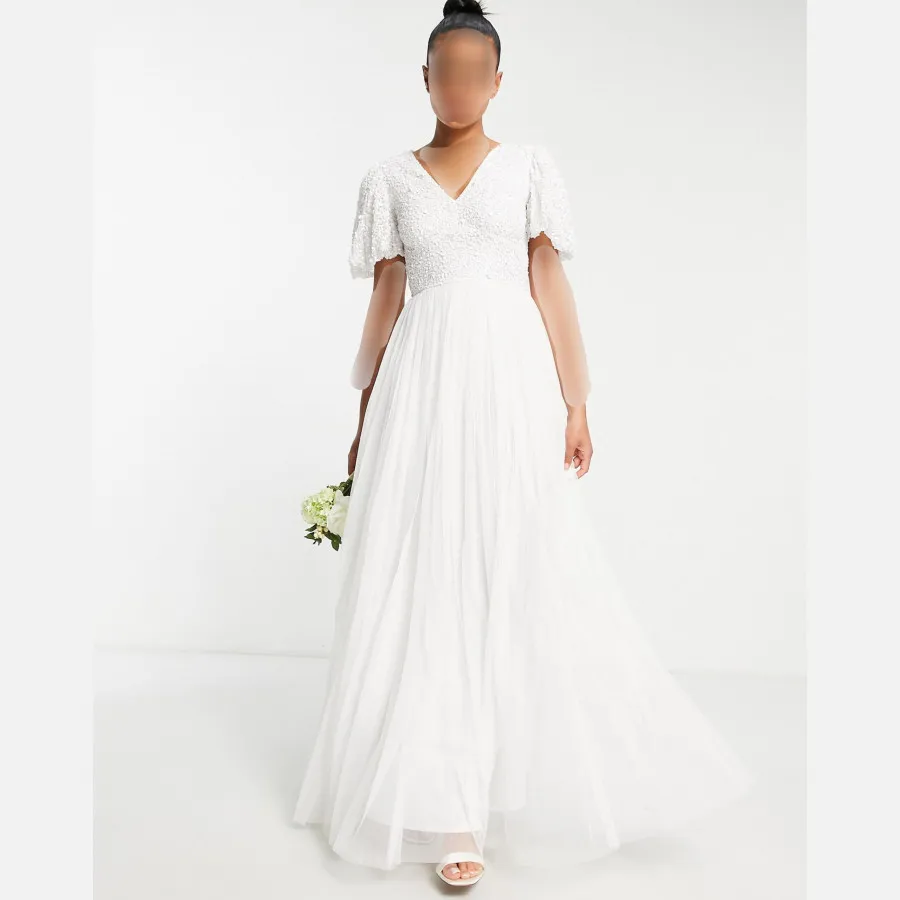 لباس عروس سفید توردار