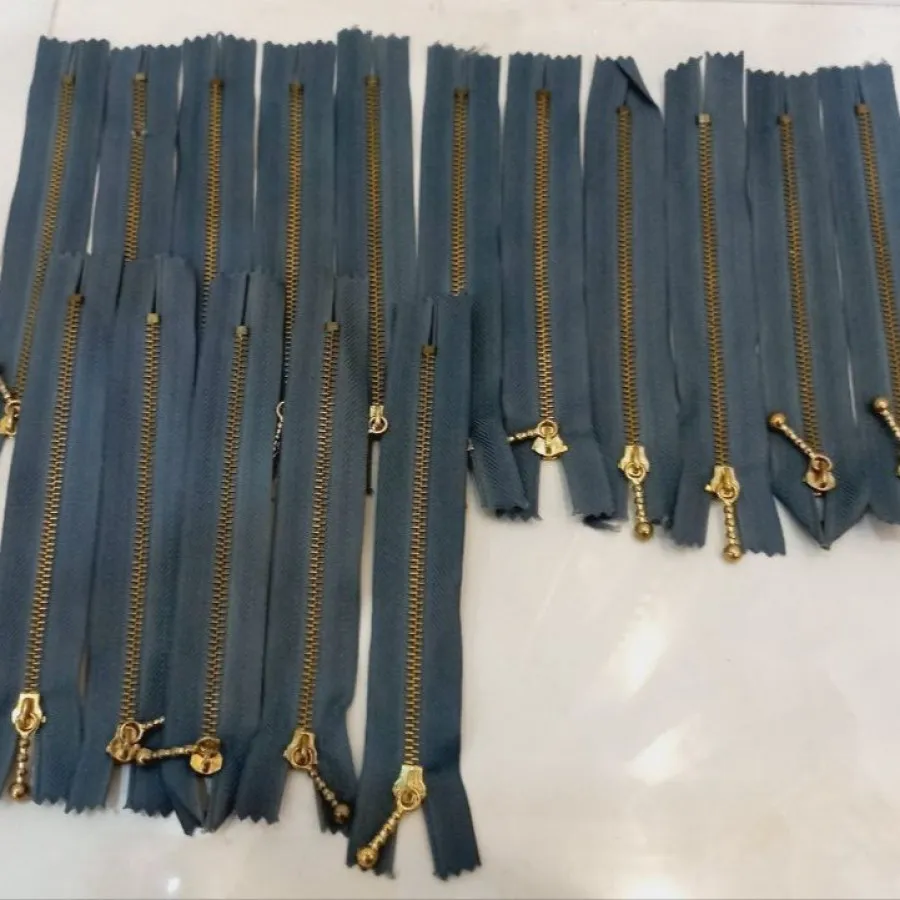 16 عدد زیپ 18 سانت دندانه