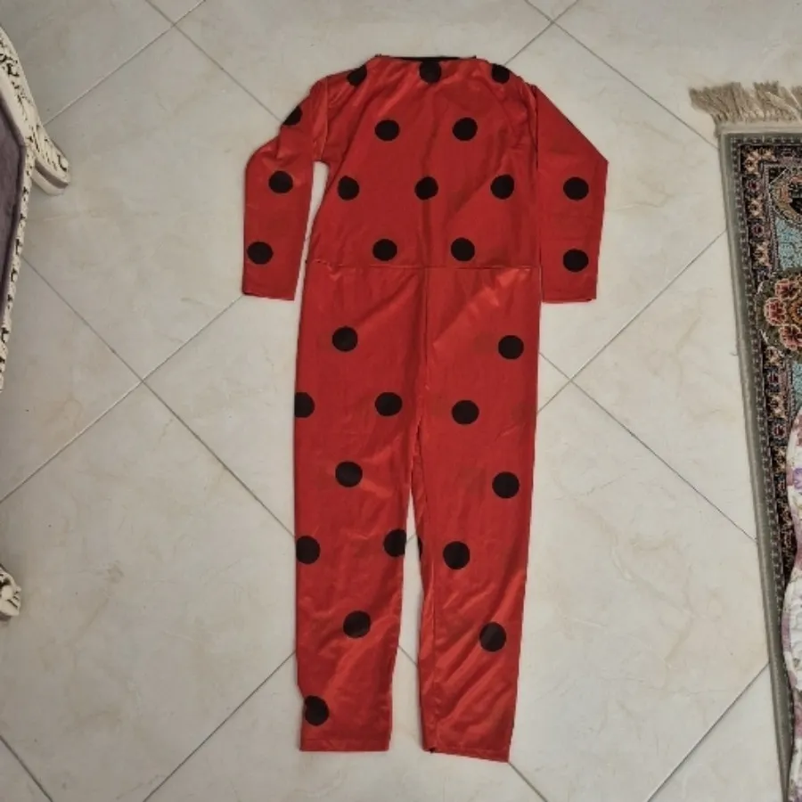 لباس کفشدوزکی ?