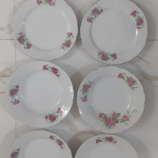 بشقاب گلسرخی گل سرخی