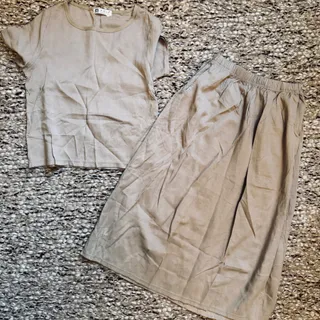 ست دامن و کراپ تیشرت