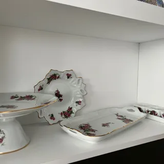 شیرینی خوری