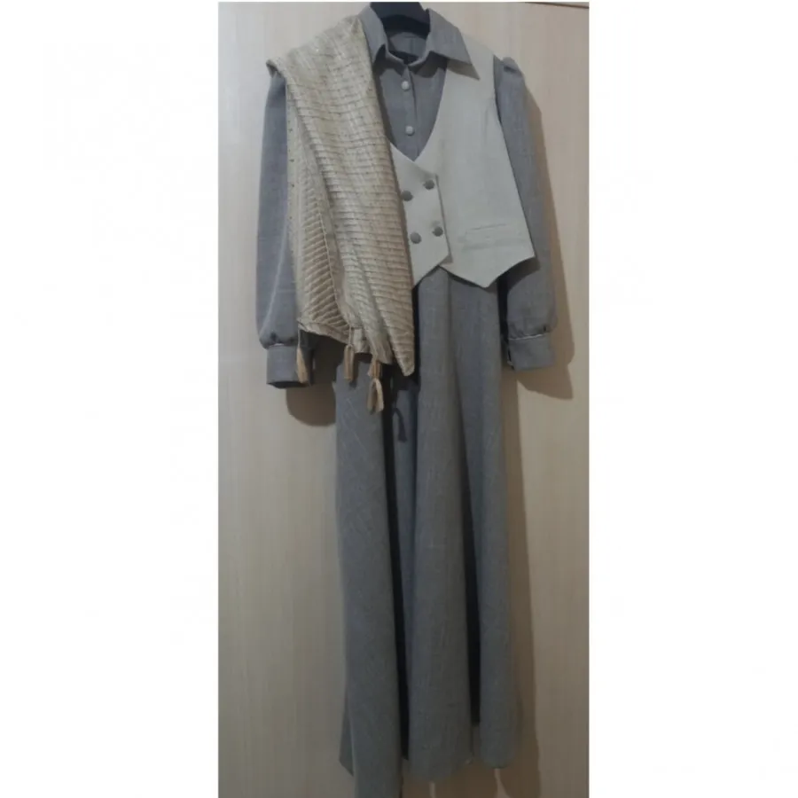 پیراهن دخترانه