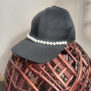 کلاه مرواریدی نقاب دار