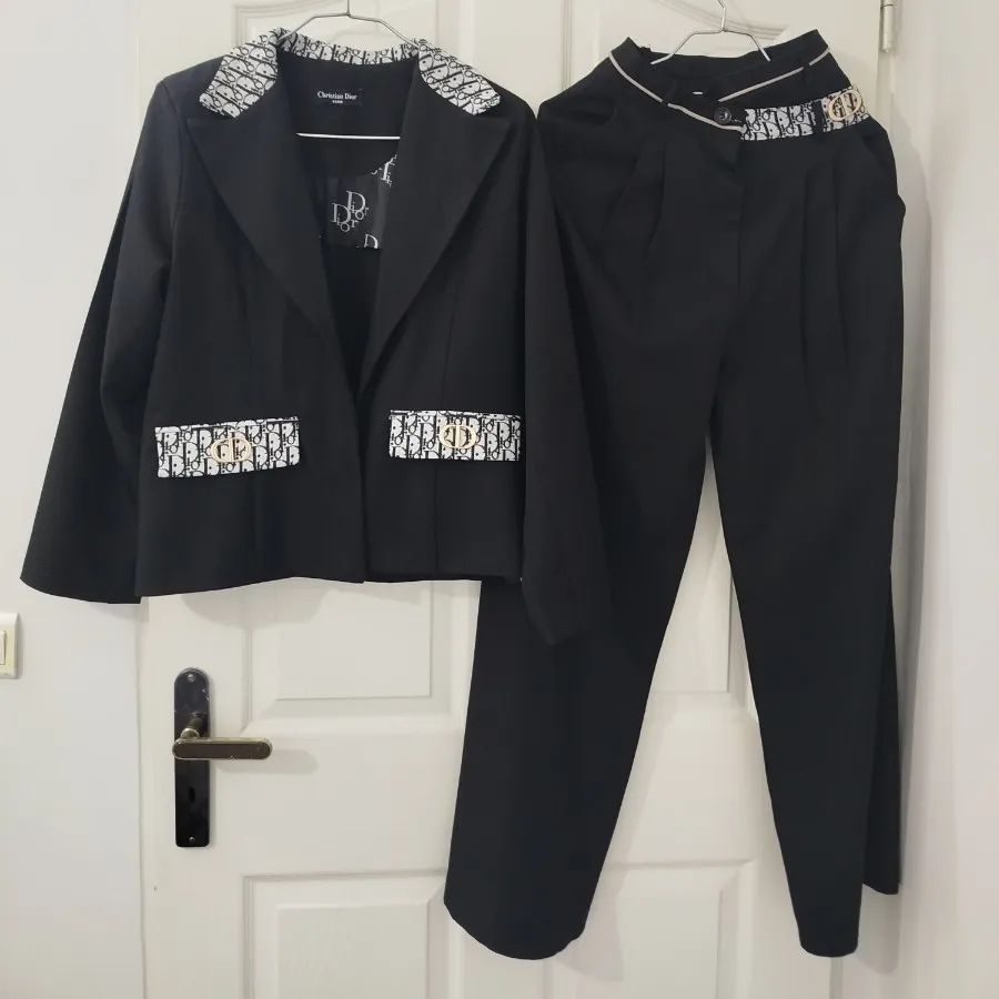 ست کراپ کت و شلوار دیور