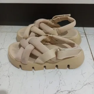 صندل وارداتی