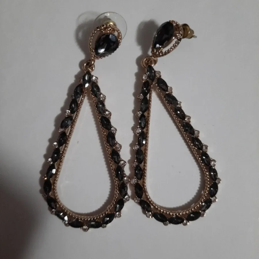 گوشواره نگینی میخی