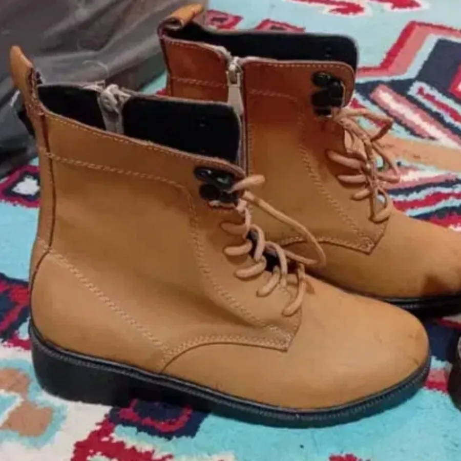 نیم بوت عسلی