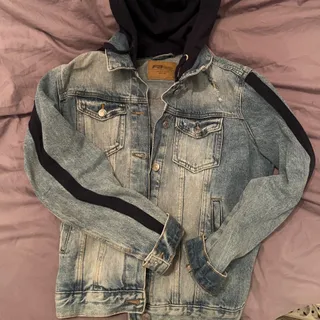 جاکت جین کلاه دار