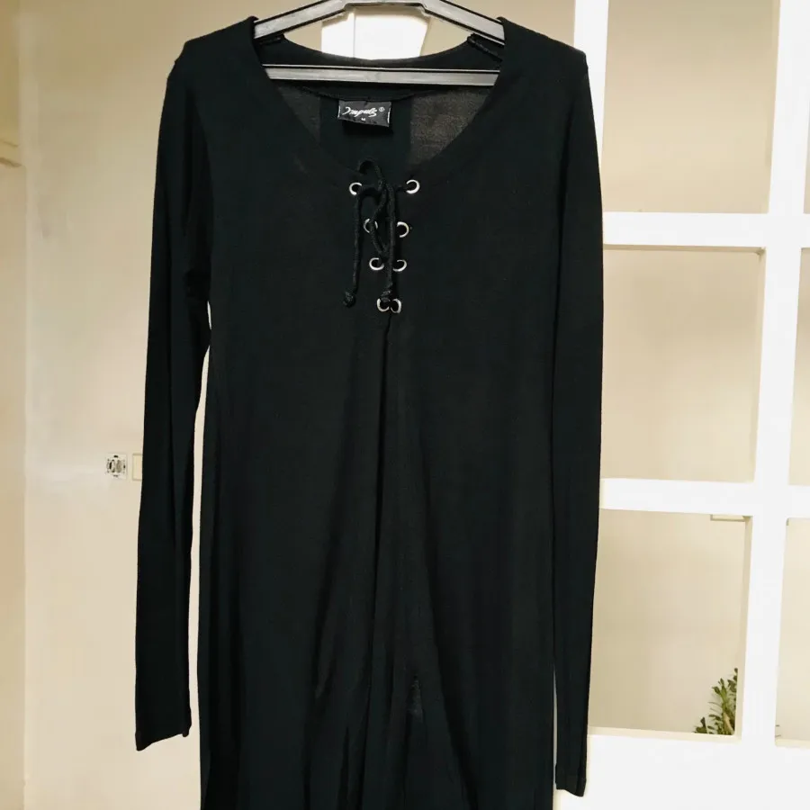 پیراهن مشکی