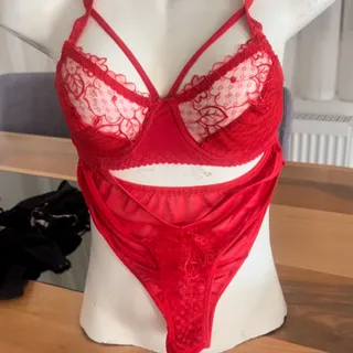 لباس زیر هارنس