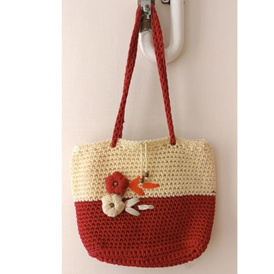 کیف دست بافت