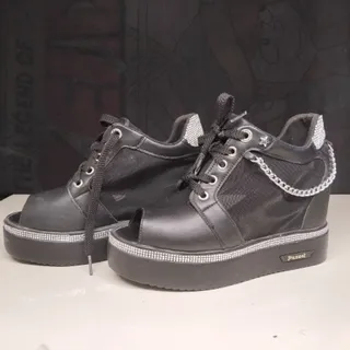 بوت صندل puzzel