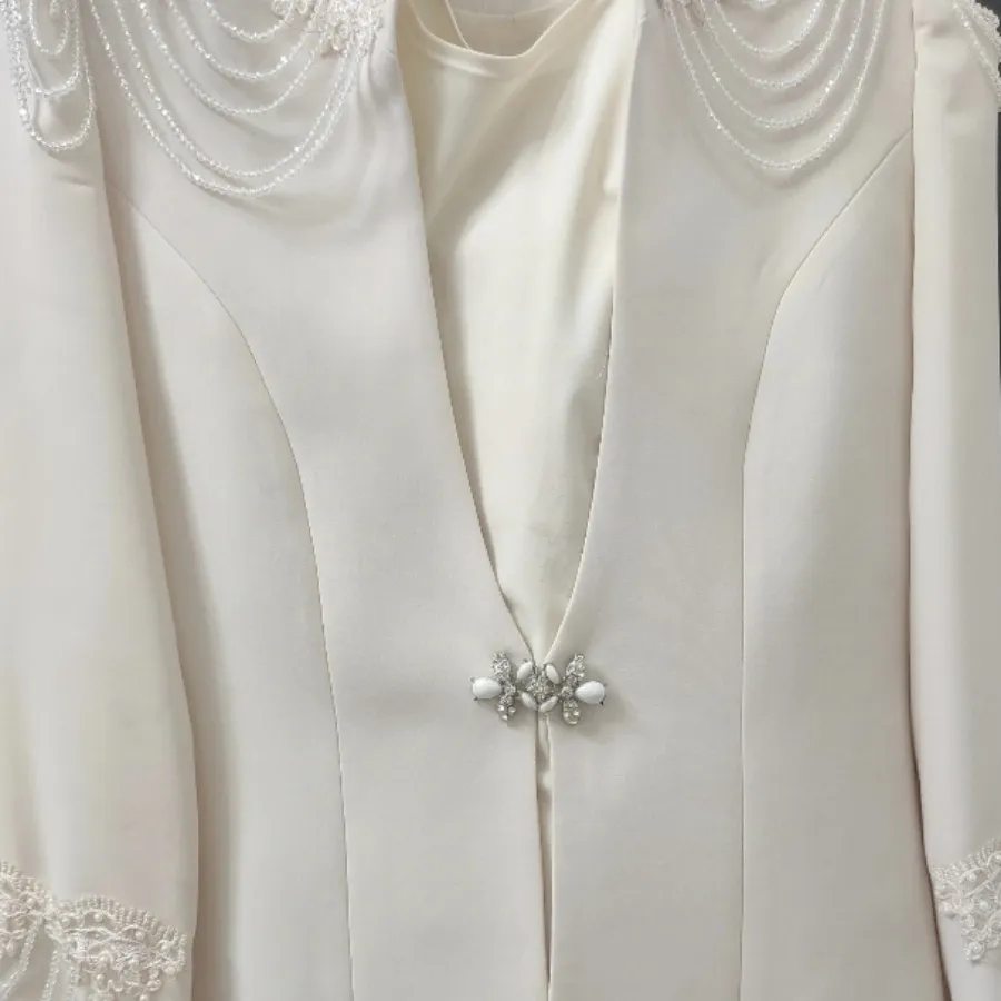 کت و شلوار رنگ نباتی