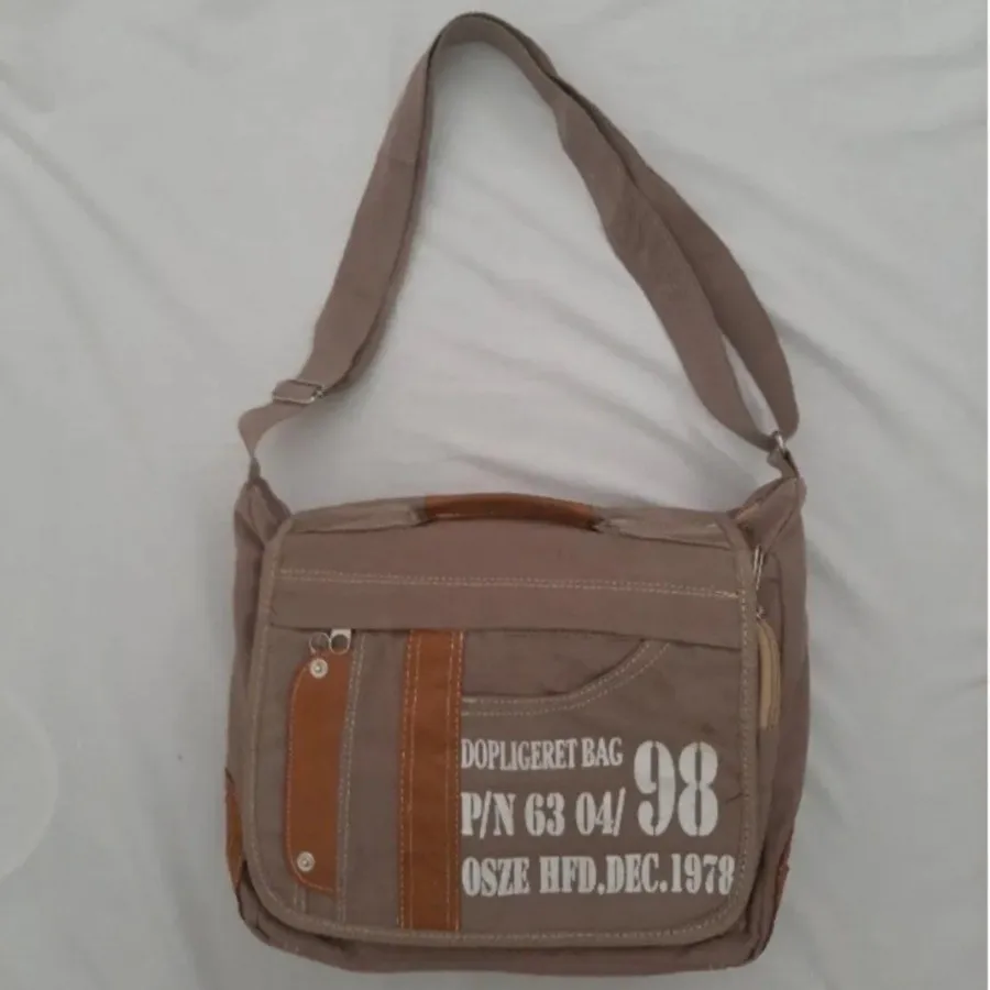 کیف کژوال در حد نو