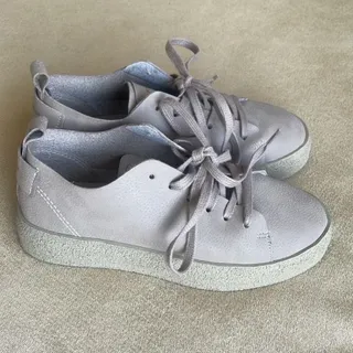 کفش 38‌ چرم نسکافه ای بژ