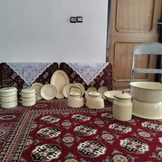 ظروف لعابی قدیمی