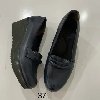 کفش سورمه ای طبی چرم 37