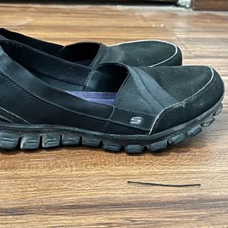 کنونی اسکیچرز