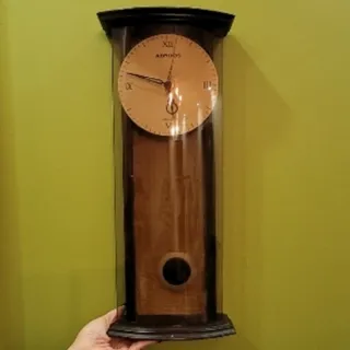 ساعت دیواری پاندول دار