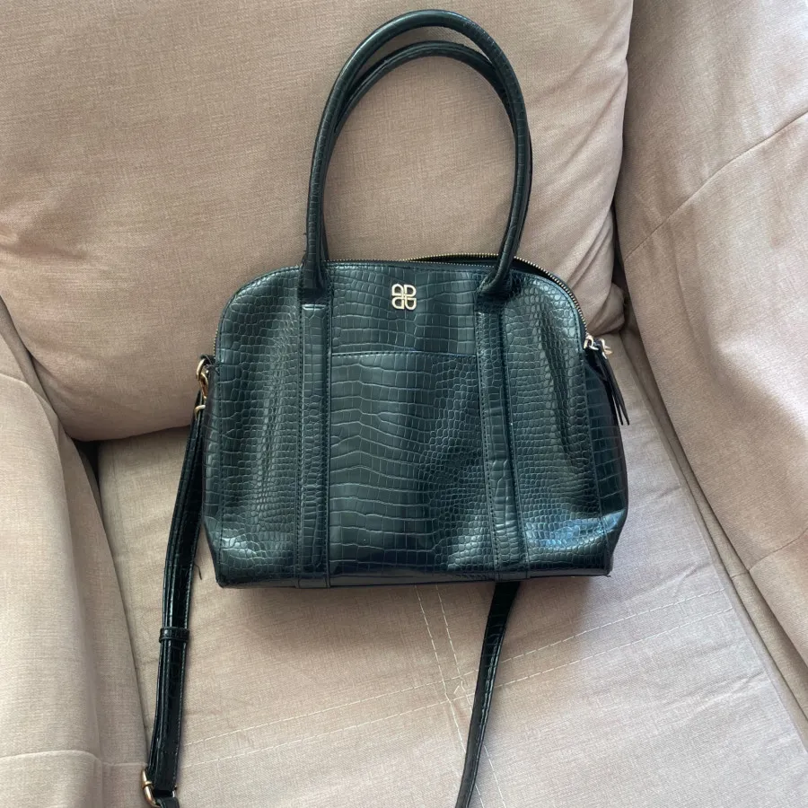 کیف برند derimod