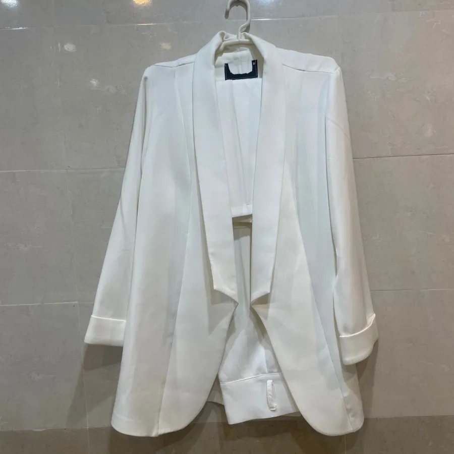 ست کت و شلوار