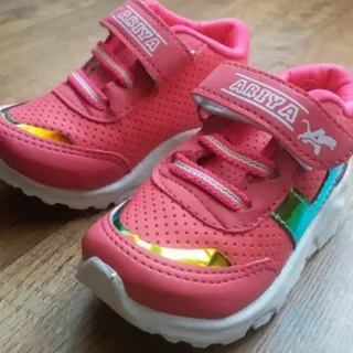 کفش دخترونه