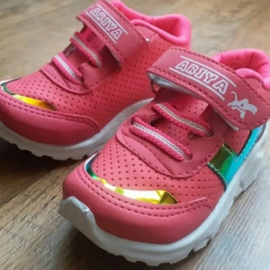 کفش دخترونه