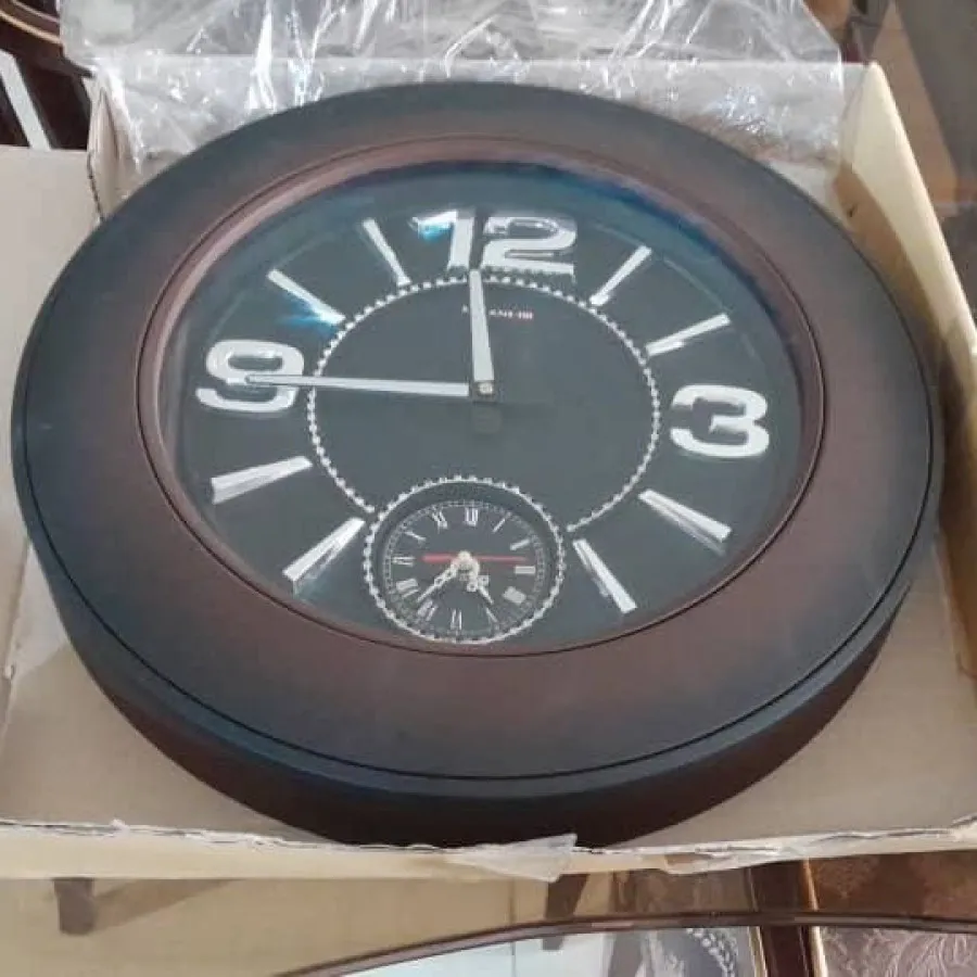 ساعت دیواری کلاسیک