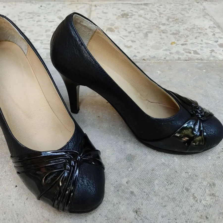 کفش مجلسی پاشنه بلند