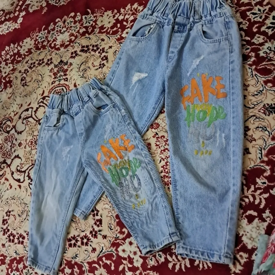 دوتا شلوار جین بچه گانه