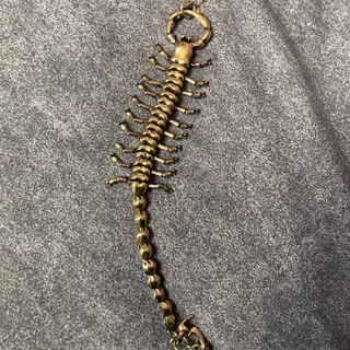 دستبند عقرب