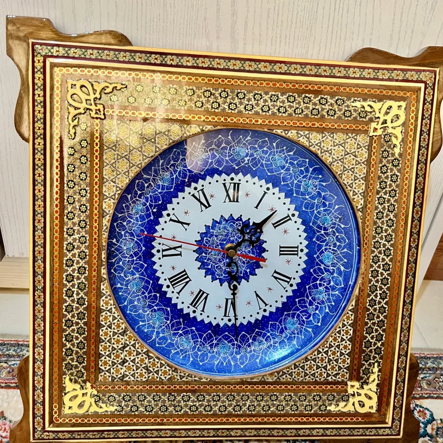 ساعت دیواری