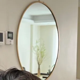 اینه بزرگ گرد