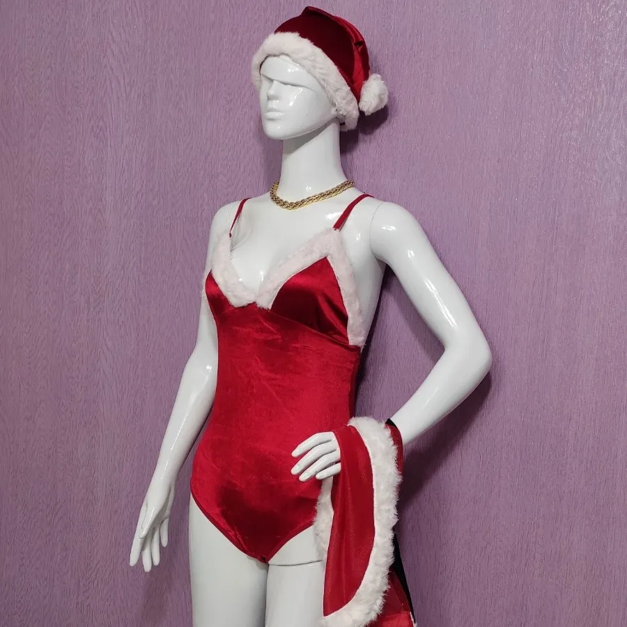 کاستوم بابانویل