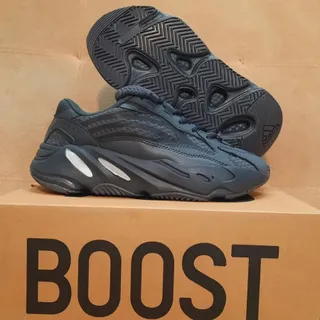 کتونی زنانه