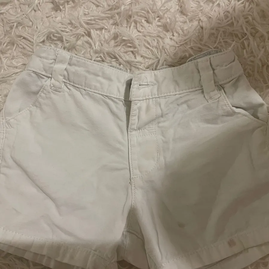 شلوارک سفید کتان