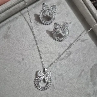 نیم ست پاپیونی