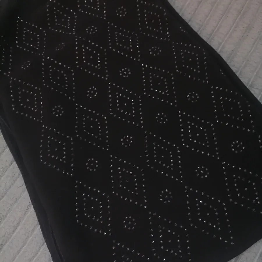 شال مشکی مجلسی