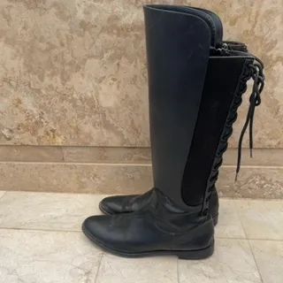 بوت خریداری شده